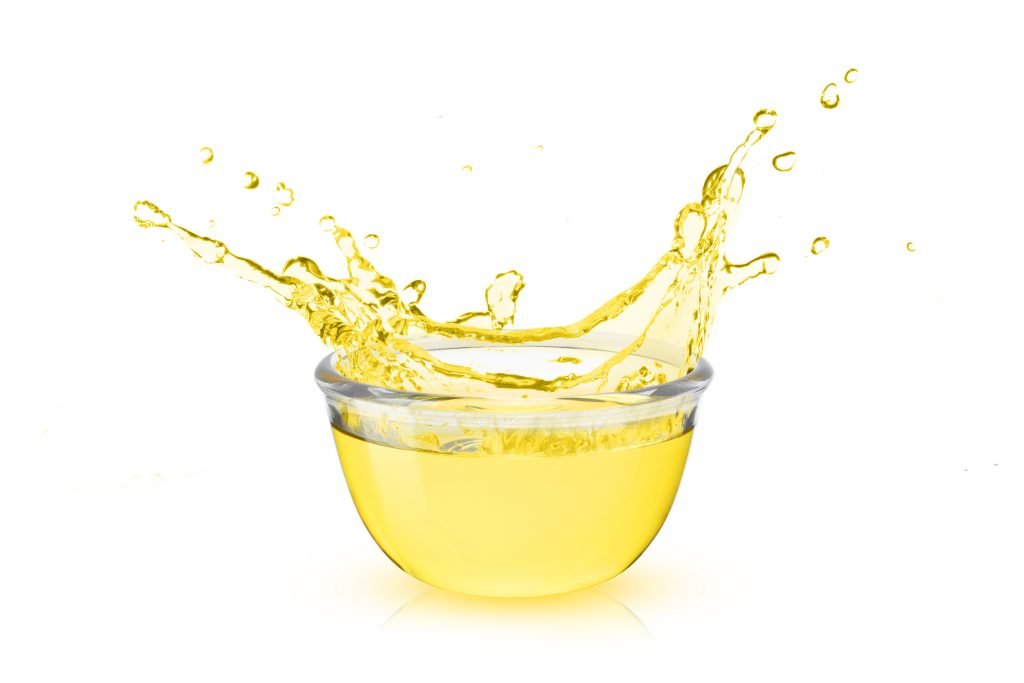 Bleaching earth for edible oil refining